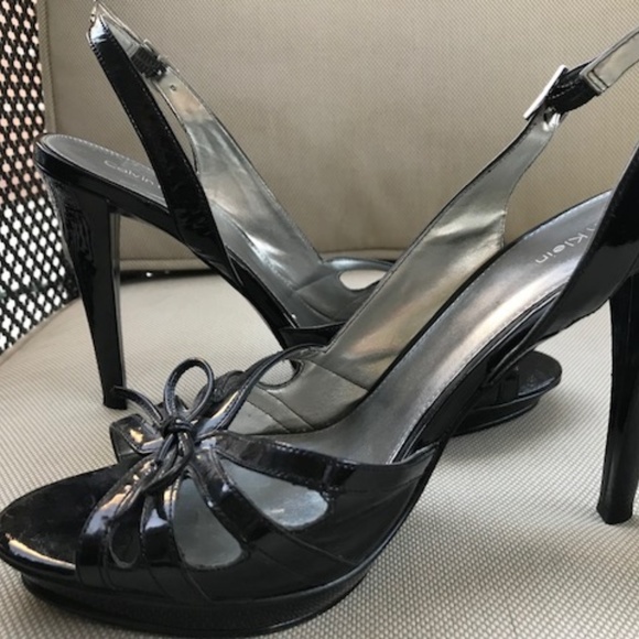 Calvin Klein Black Patent Slingback heels 9.0 - Picture 2 of 5